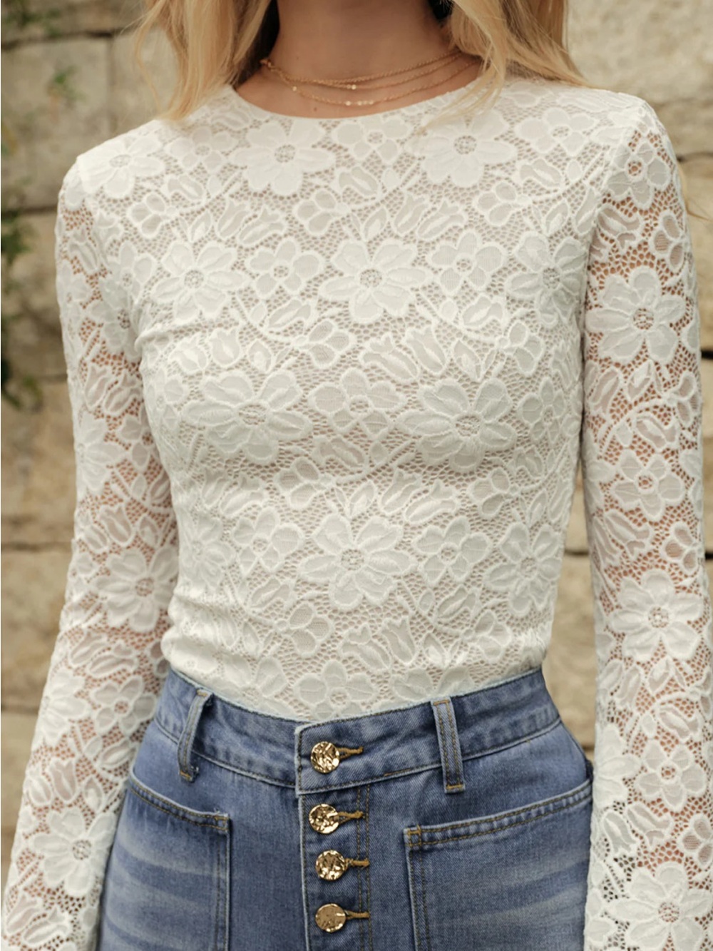 Commense White Floral Lace Long Sleeve Tee with Crew Neck